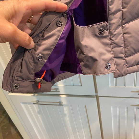 The North Face 550 Down Jacket - Size Small - Picture 12 of 14